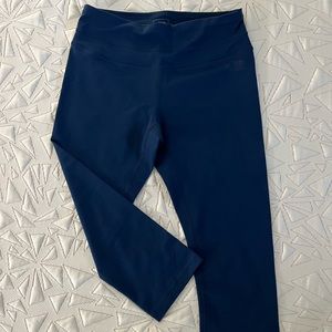 Blue NorthFace capri leggings